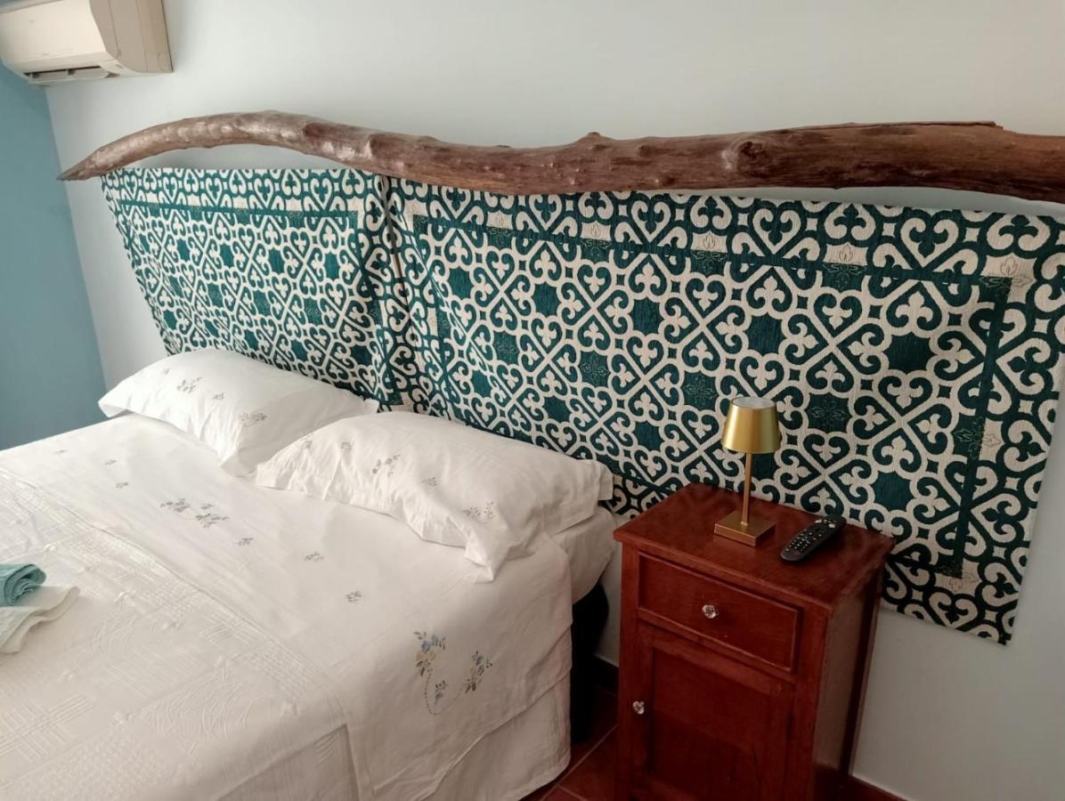 Casa Vacanze Da Clara 카스트로빌라리 외부 사진